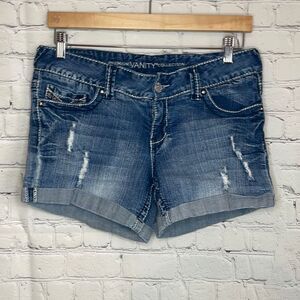 Premium Vanity Collection Women’s Distressed Rolled Hem Jean Shorts size 29